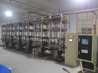 平板硫化機(jī)導(dǎo)熱油爐