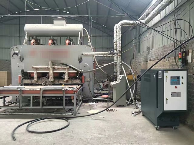 裝飾板貼面設備電加熱油爐-油溫機